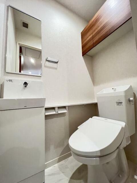 トイレ　参考　２ＬＤＫのお部屋です