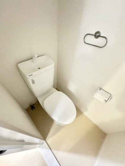 トイレ　※別部屋の写真です