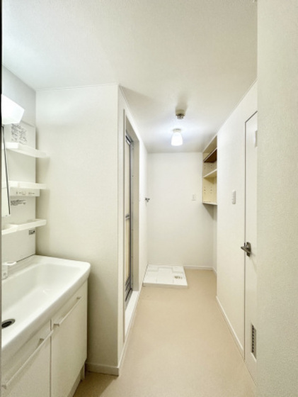 洗面設備　※別部屋の写真です