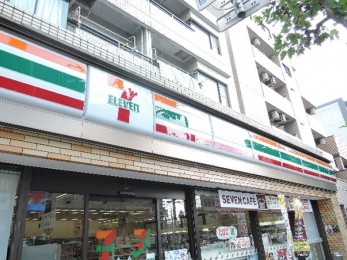 コンビニ　セブン－イレブン 北区昭和町店（コンビニ）まで188m