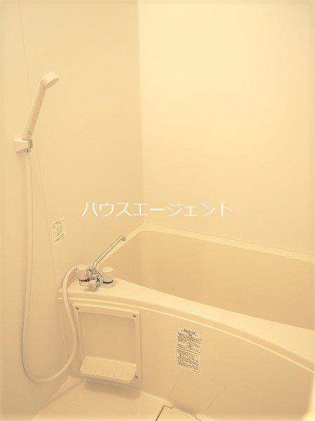 バス・シャワールーム　※参考写真（別号室のものです）