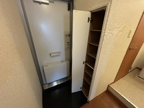 収納　設備・仕様は号室により異なる為、現況を優先いたします。