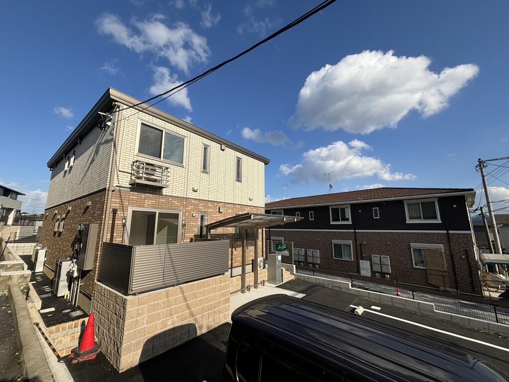建物外観　建築中