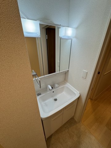 洗面設備　※同ハウスメーカー同シリーズ（参考イメージ）