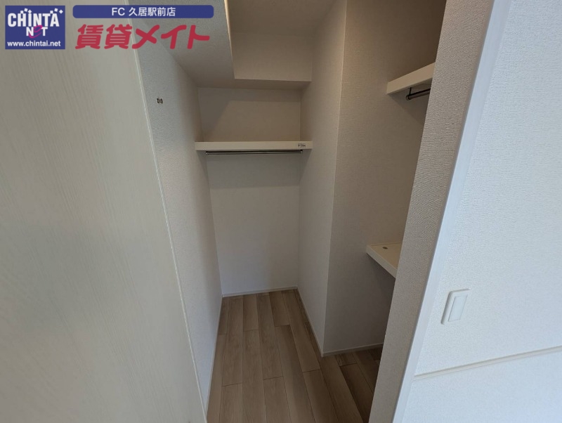 収納　同タイプ写真