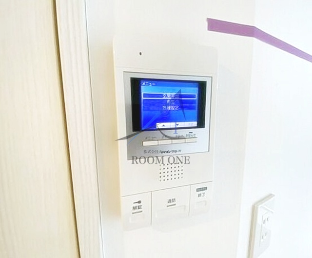 セキュリティ　モニター付きインターホンです。