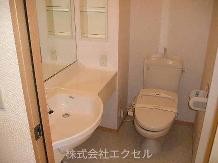 洗面設備　洗面台です。