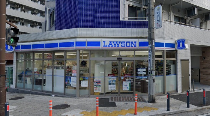 コンビニ　ローソン 横浜長者町一丁目店（コンビニ）まで320m