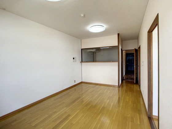 居室・リビング　※別部屋の写真です