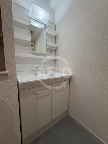 洗面設備　ライフ北梅田　独立洗面台