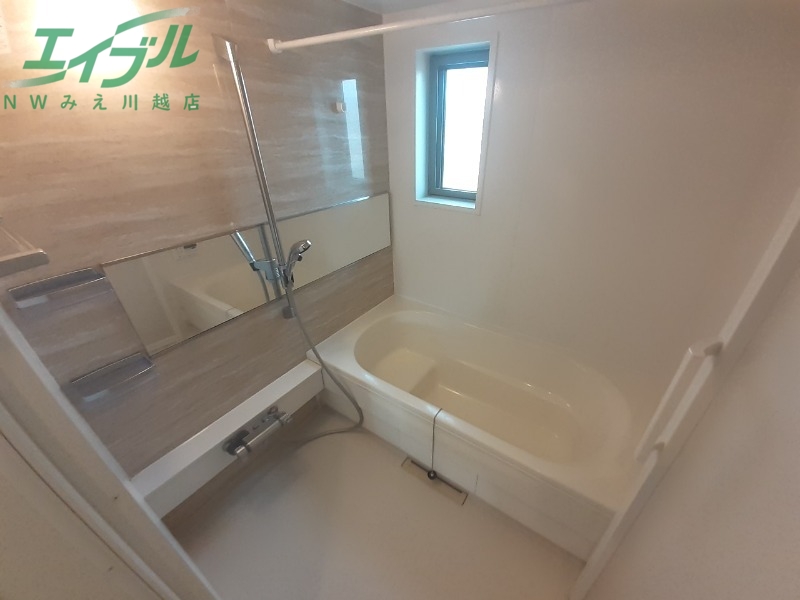 バス・シャワールーム　同型反転タイプ画像