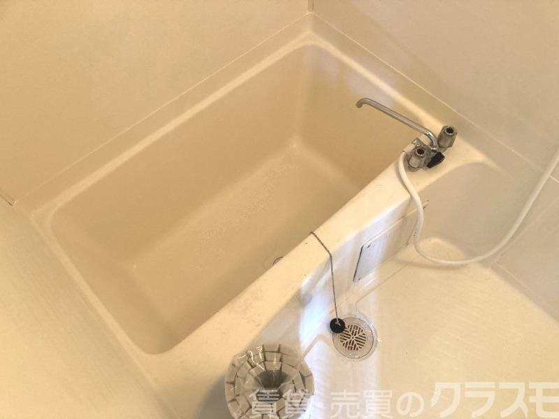 バス・シャワールーム　キレイにリフォームされています♪