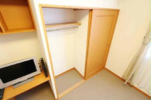 収納　大型クローゼットにより女性の方でも収納が安心！