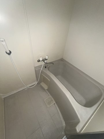 バス・シャワールーム　きれいなお風呂です