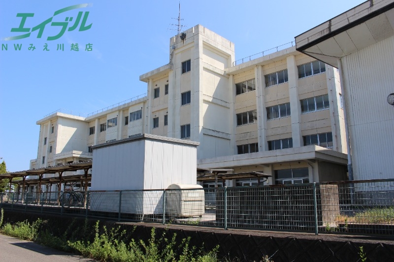 中学校　桑名市立陽和中学校（中学校）まで1109m