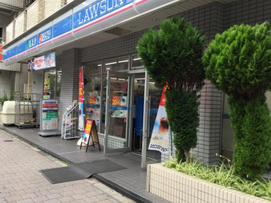 コンビニ　ローソン麻布十番店（コンビニ）まで151m