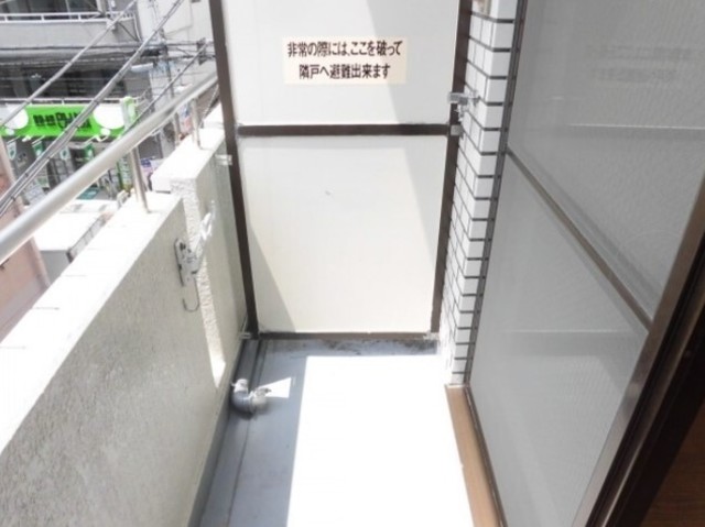 バルコニー