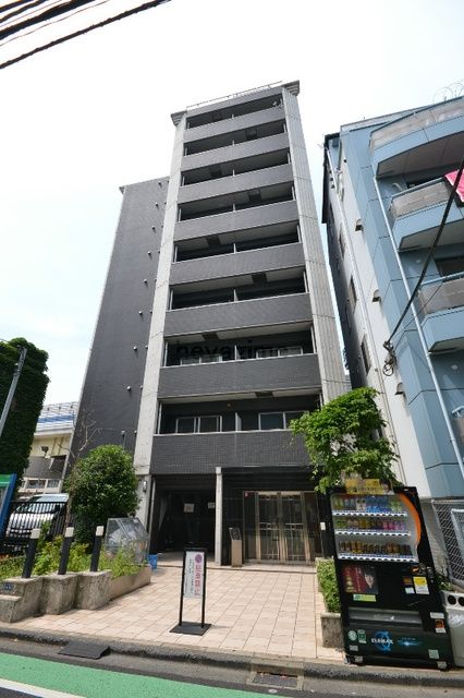 建物外観　高級感あるツートンカラーの外観