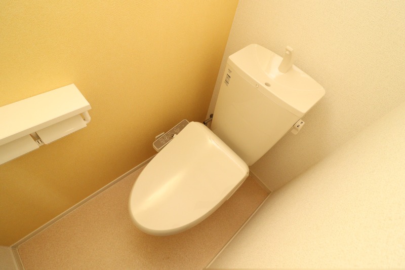 トイレ　図面と現状に相違がある場合には現状を優先