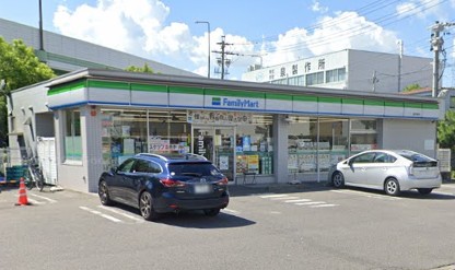 コンビニ　ファミリーマート 豊生橋南店（コンビニ）まで774m