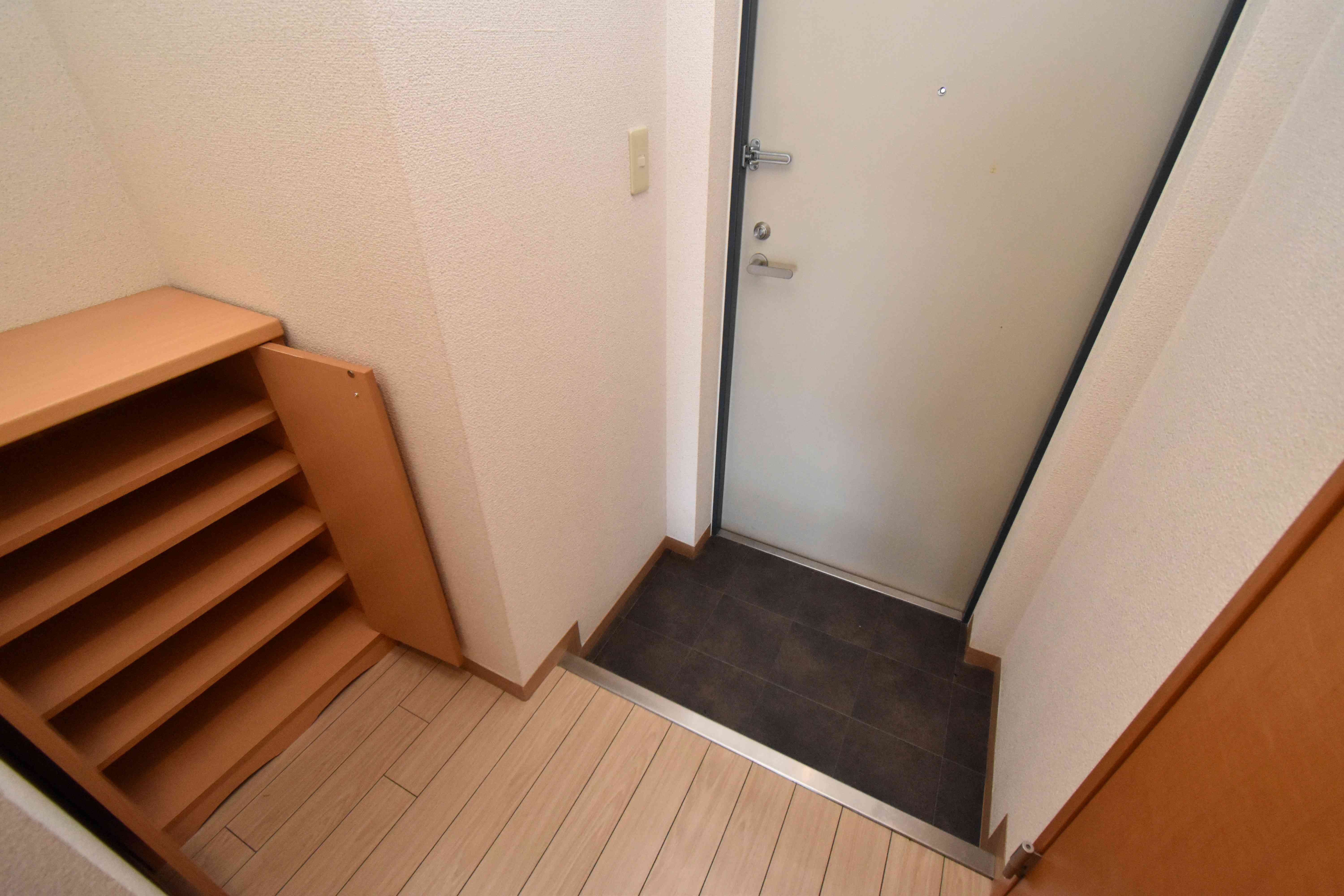 玄関　シューズボックス付き☆