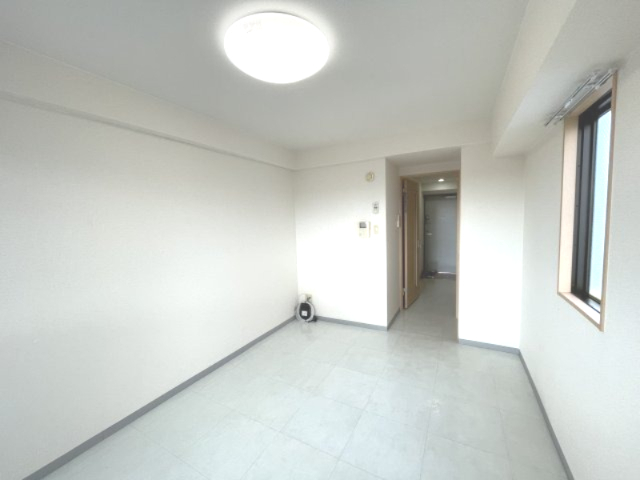 居室・リビング　こちらのお部屋で趣味の時間をお楽しみください