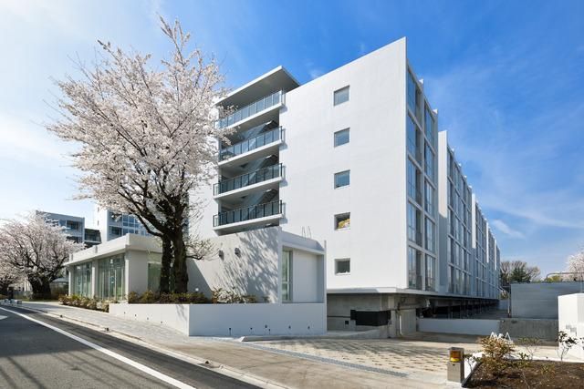 建物外観　★オートロック・宅配ボックス付きのマンションです★