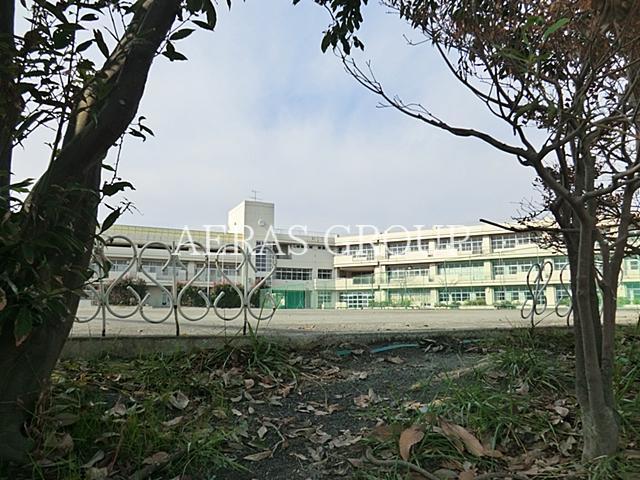 中学校　横浜市立南戸塚中学校（中学校）まで377m