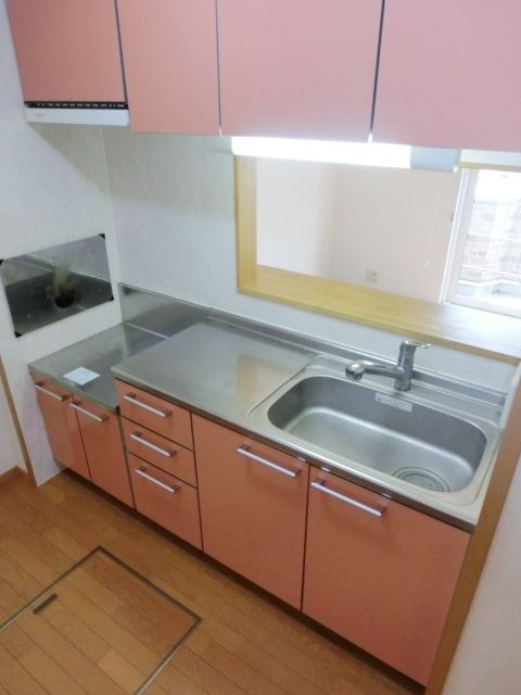 キッチン　ガス２口設置可能