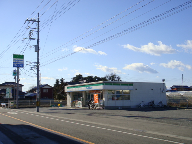 コンビニ　ファミリーマート伊勢崎山王町店（コンビニ）まで503m
