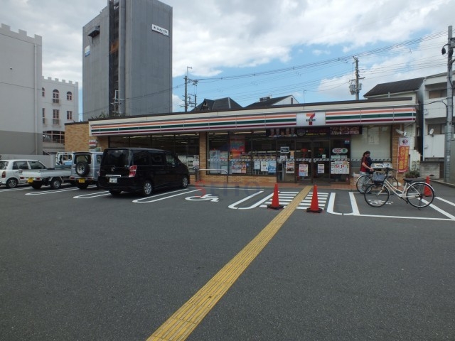 コンビニ　セブンイレブン大阪木川西淀川通店（コンビニ）まで628m