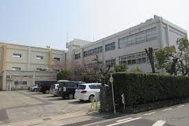 小学校　伊丹市立天神川小学校（小学校）まで730m