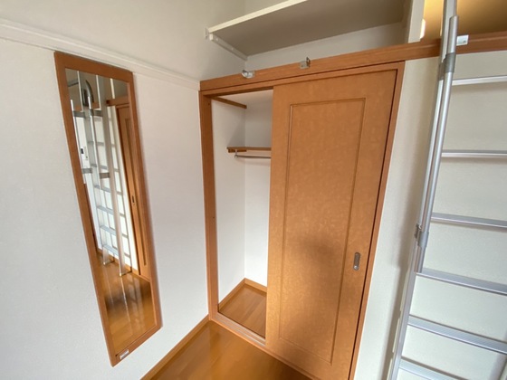 収納　※別部屋の写真です