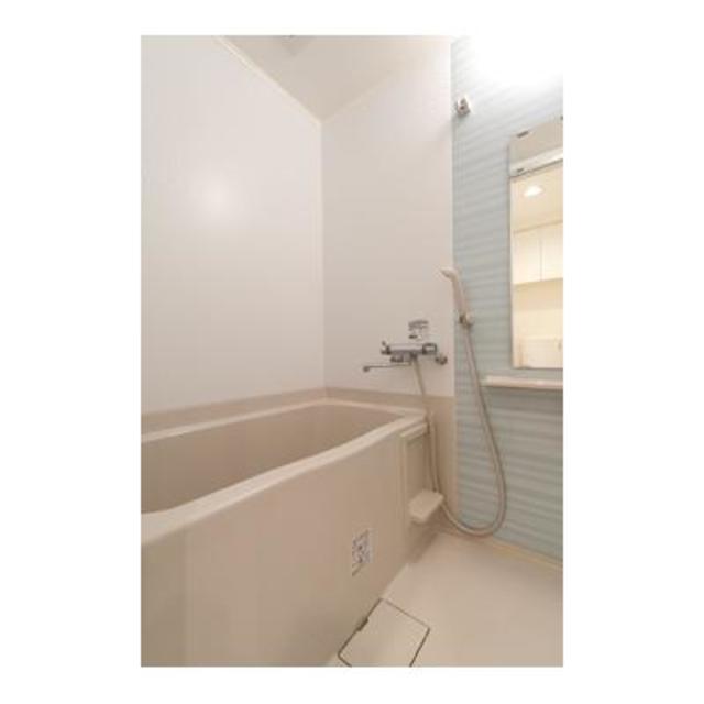 バス・シャワールーム　※写真は同タイプ住戸です。
