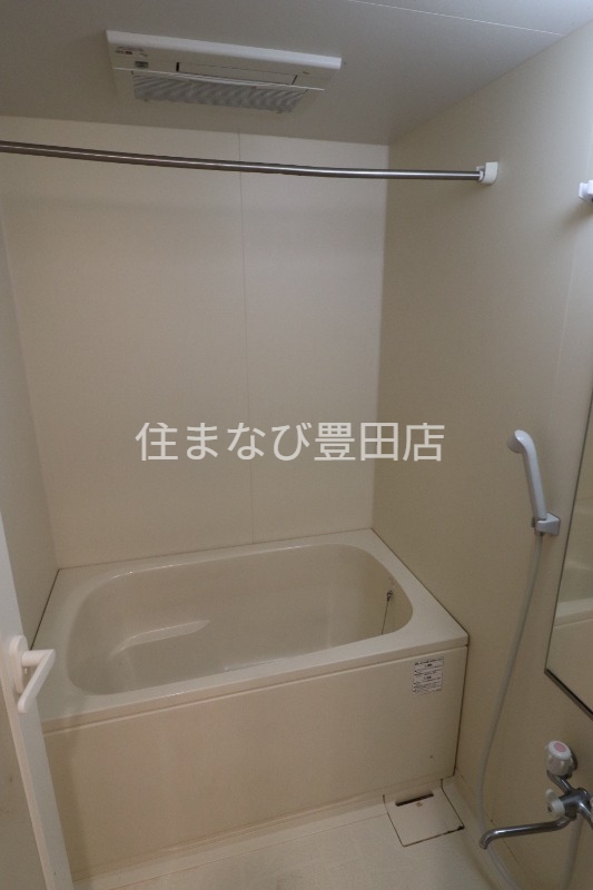 バス・シャワールーム　同型タイプ