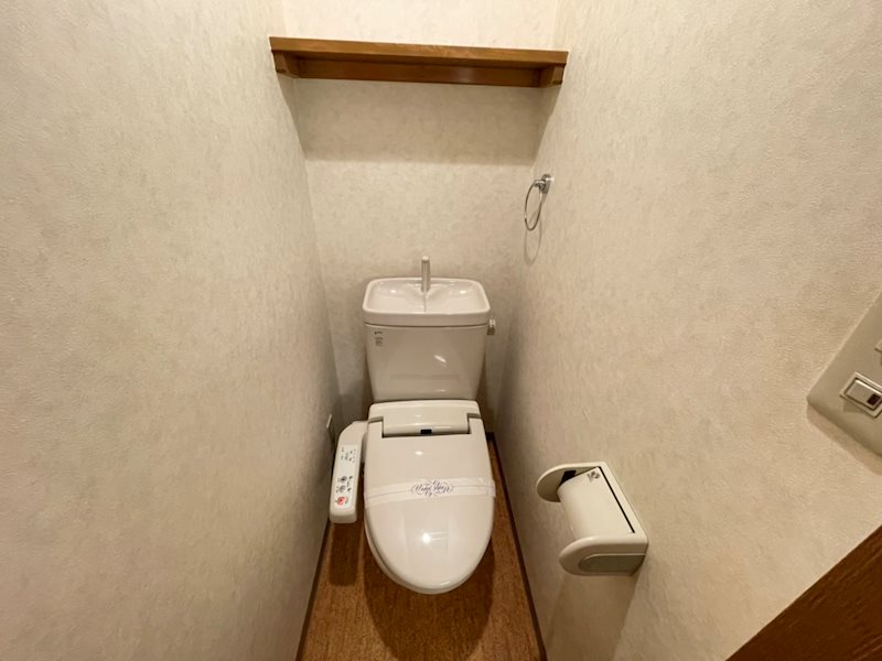 トイレ　別号室・参考写真（実際のお部屋とは異なります）