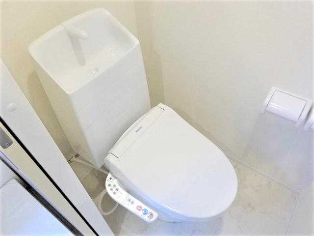 トイレ　シャワー付トイレ