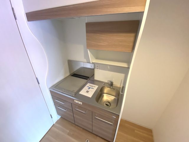キッチン　※部屋毎でカラーに違いがある場合がございます。