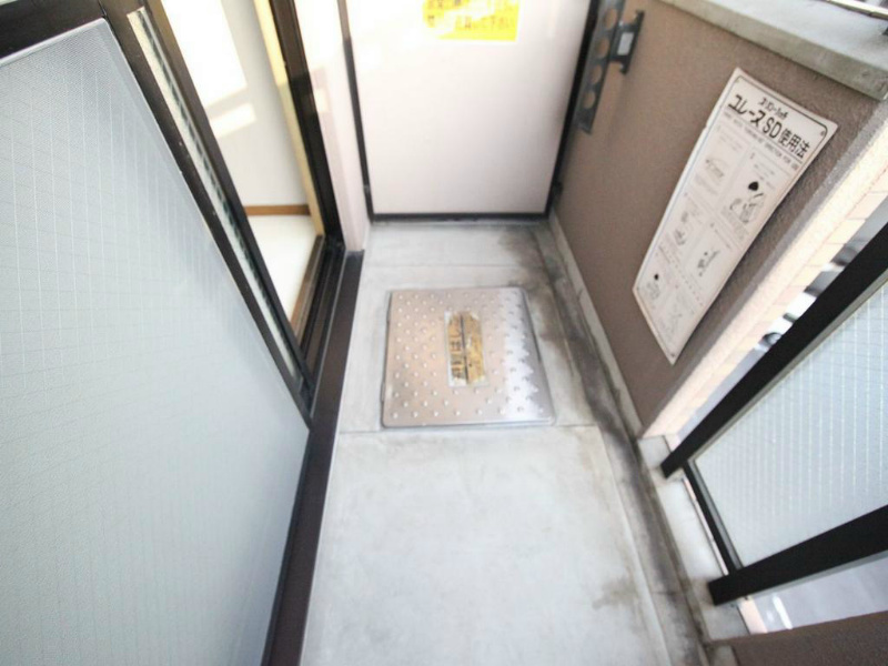バルコニー　南面バルコニー