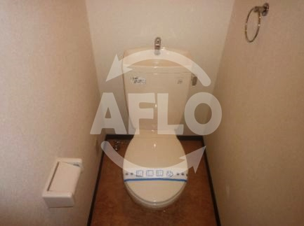 トイレ　サウスヒルズ難波III番館　トイレ