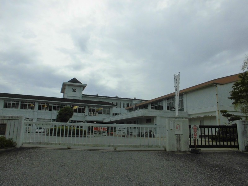 小学校　加西市立北条東小学校（小学校）まで1315m