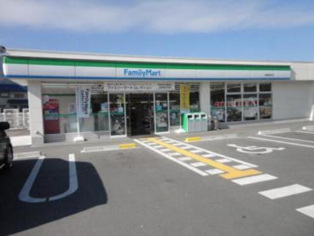 コンビニ　ファミリーマート青翔高校前店（コンビニ）まで874m