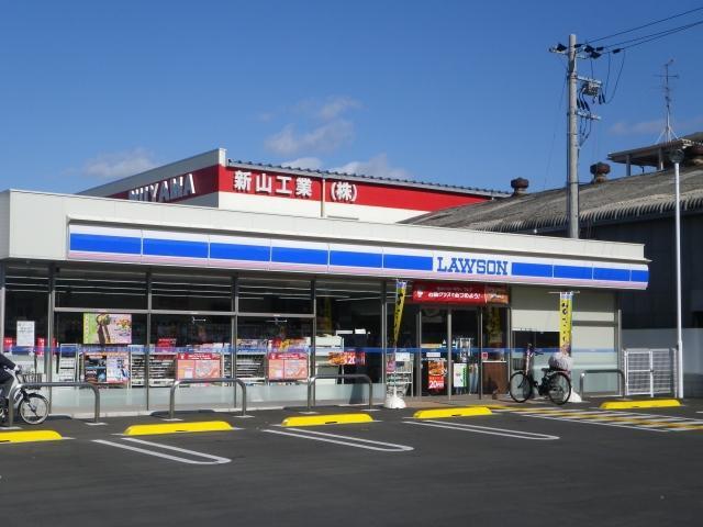 コンビニ　ローソン東大阪衣摺五丁目店（コンビニ）まで526m