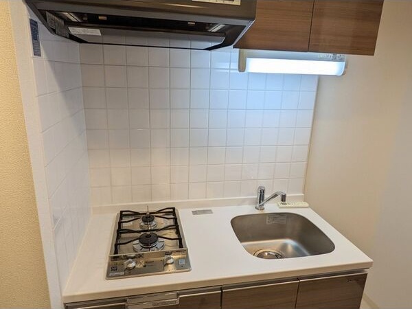 キッチン　同物件別部屋写真