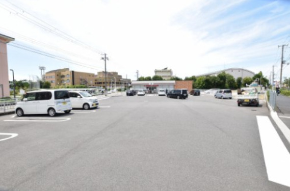 コンビニ　セブンイレブン 高石総合体育館前店（コンビニ）まで535m