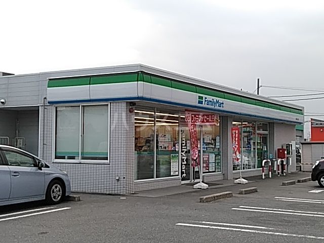 コンビニ　ファミリーマート 幸田大正店（コンビニ）まで605m