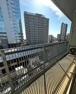 バルコニー　別タイプ部屋　参考写真です