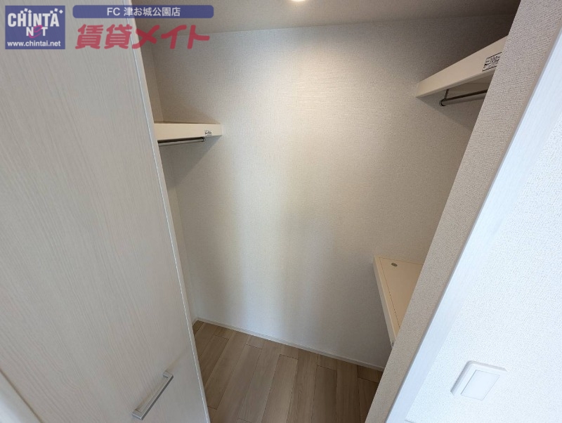 収納　同タイプ写真