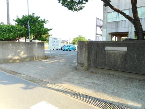 小学校　神立小（小学校）まで1900m