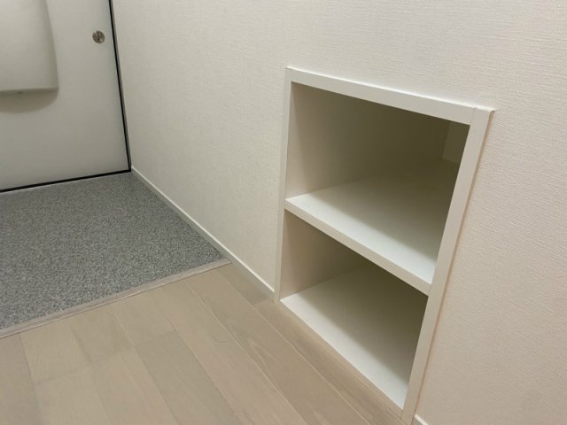 収納　シューズボックス